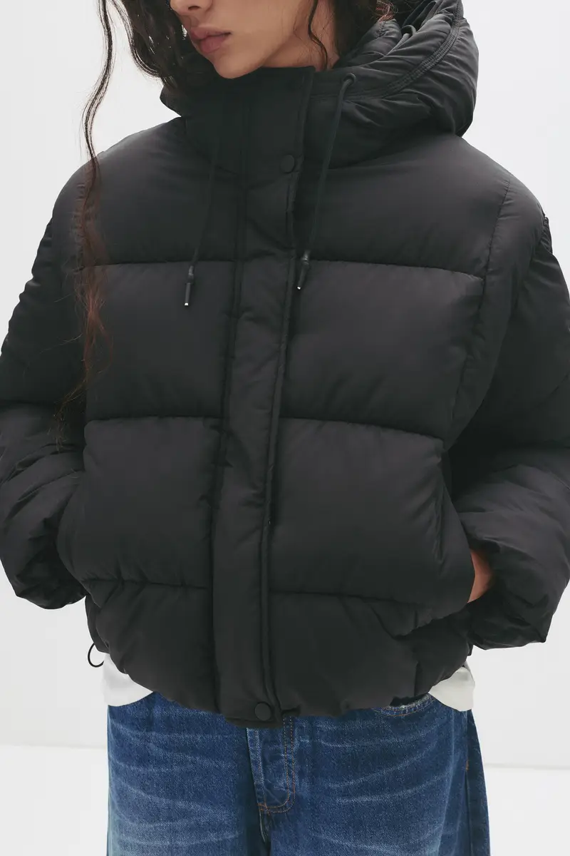 Giacca Imbottita Con Cappuccio Nero