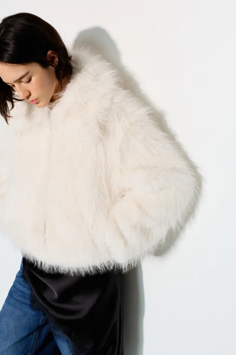 Giacca In Pelliccia Sintetica Bianca Beige