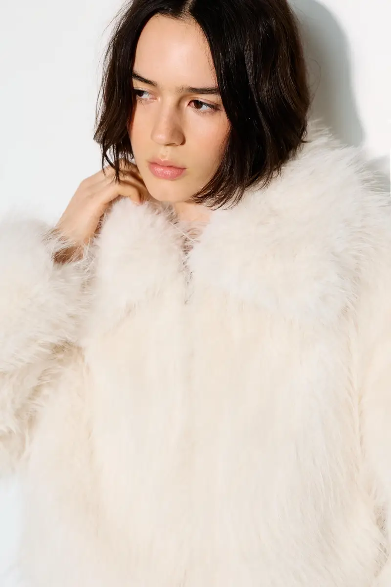 Giacca In Pelliccia Sintetica Bianca Beige miniatura 2