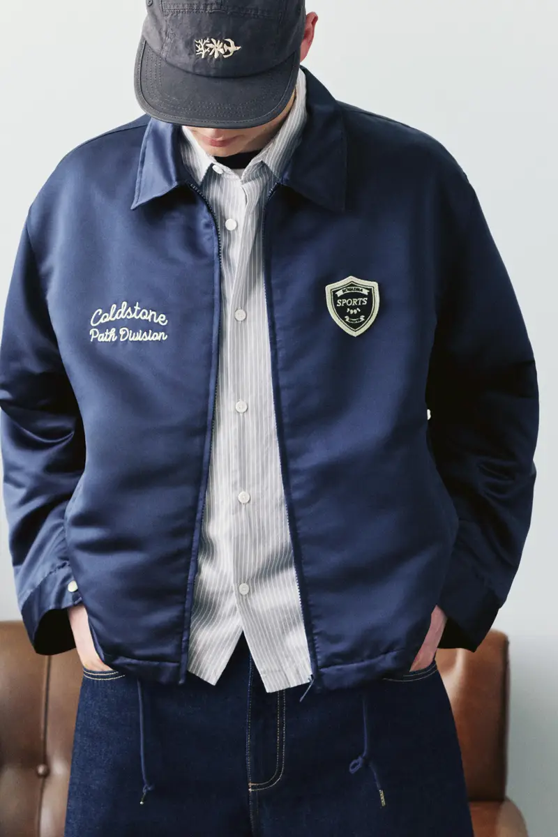 Giacca In Raso Ricamata Blu marino