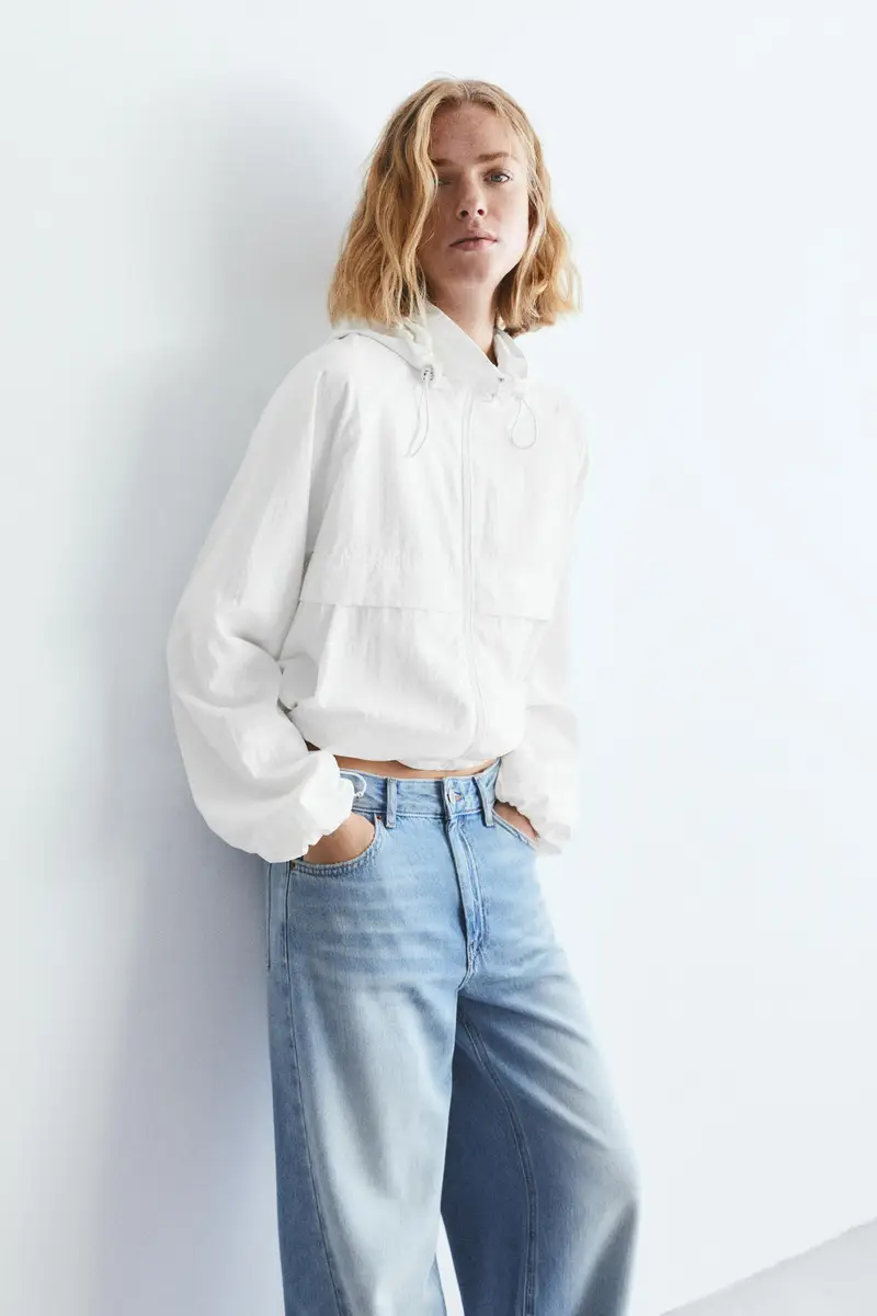 Giacca Leggera Con Cappuccio Bianco