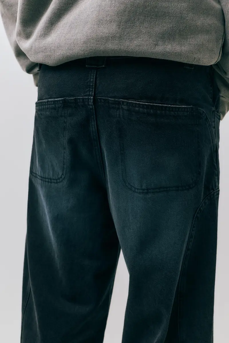 Jeans Relax Fit Baggy Spray Nero lavato