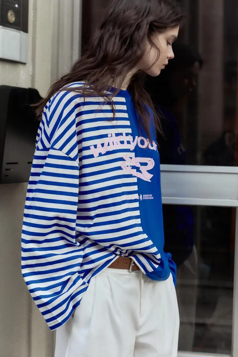 Maglietta A Pannelli Con Grafica Azzurro forte