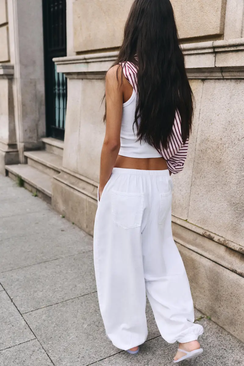 Pantaloni Da Gaucho Con Elastico In Vita Bianco