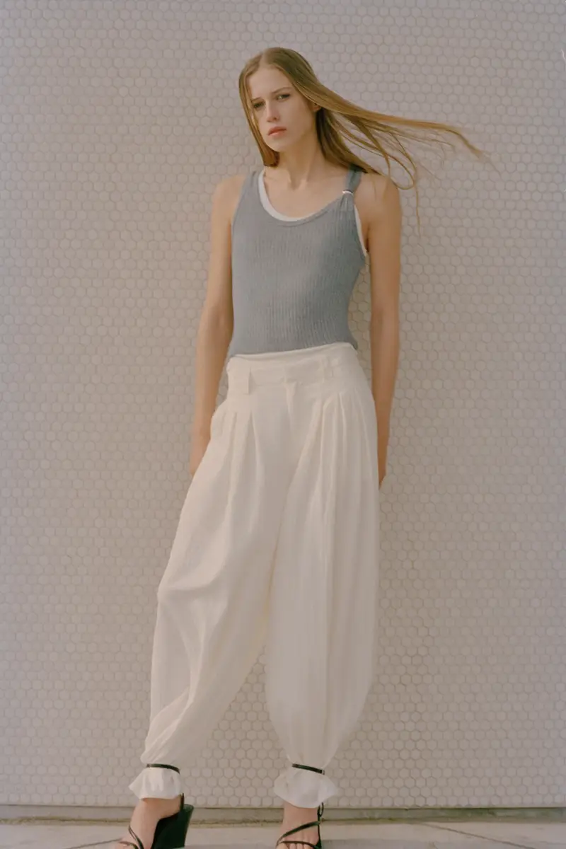 Pantaloni Da Gaucho Con Pinces Beige