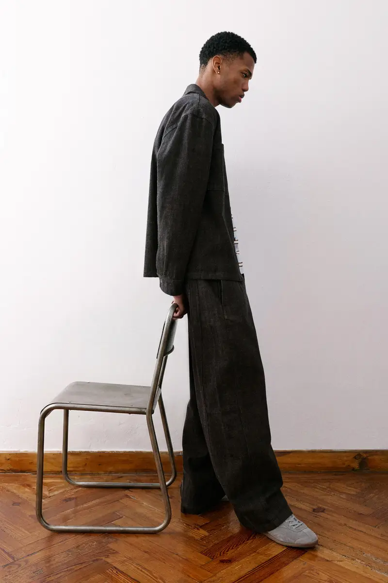 Pantaloni Dritti Con Cuciture Nero