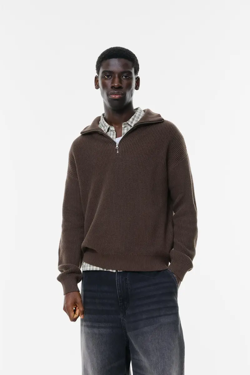 Pullover Con Collo Con Cerniera Marrone