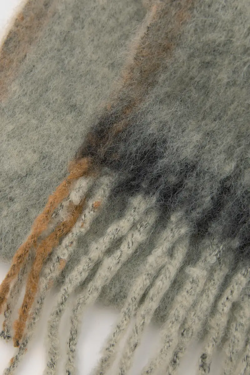 Sciarpa Soft Touch Con Frange Grigio chiaro miniatura 2