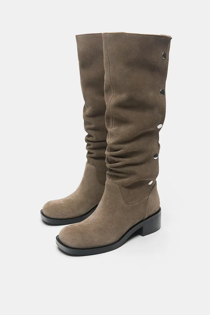 Stivali Alti In Pelle Con Borchie Marrone miniatura 3