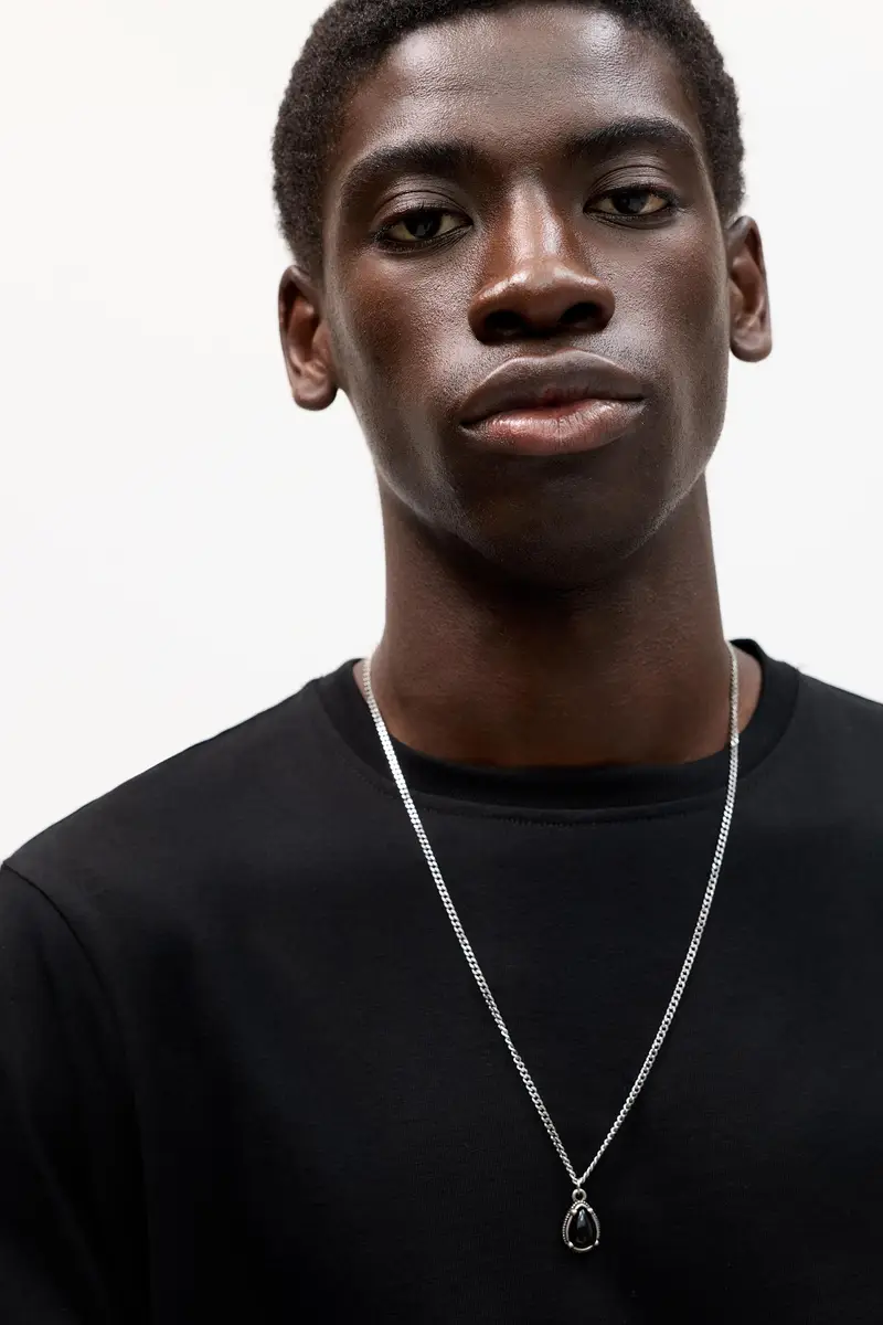 Pull&Bear T-shirt Nero 3937530 miniatura 3