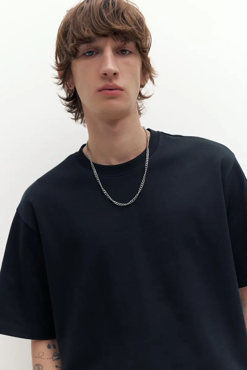 Pull&Bear T-shirt Nero 4336293 miniatura 3