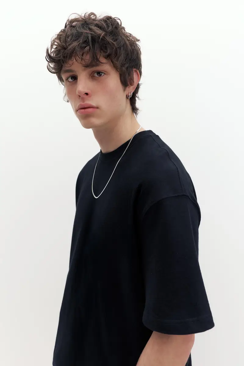 Pull&Bear T-shirt Nero 4336285 miniatura 3