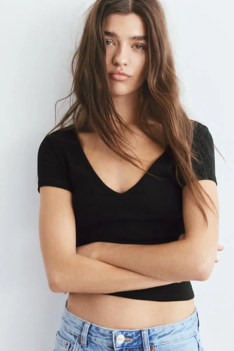 T-Shirt Scollo A V Nero miniatura 3