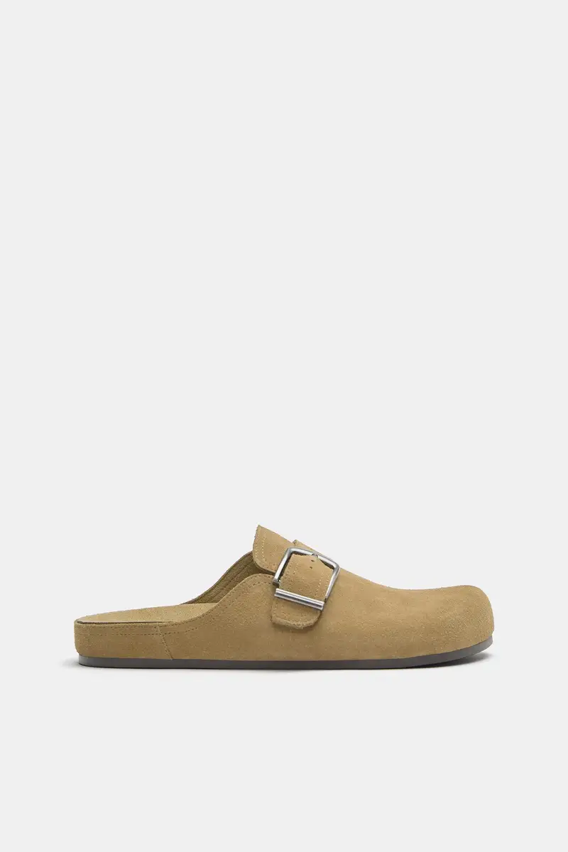 Zoccoli Con Fibbia In Pelle Sabbia