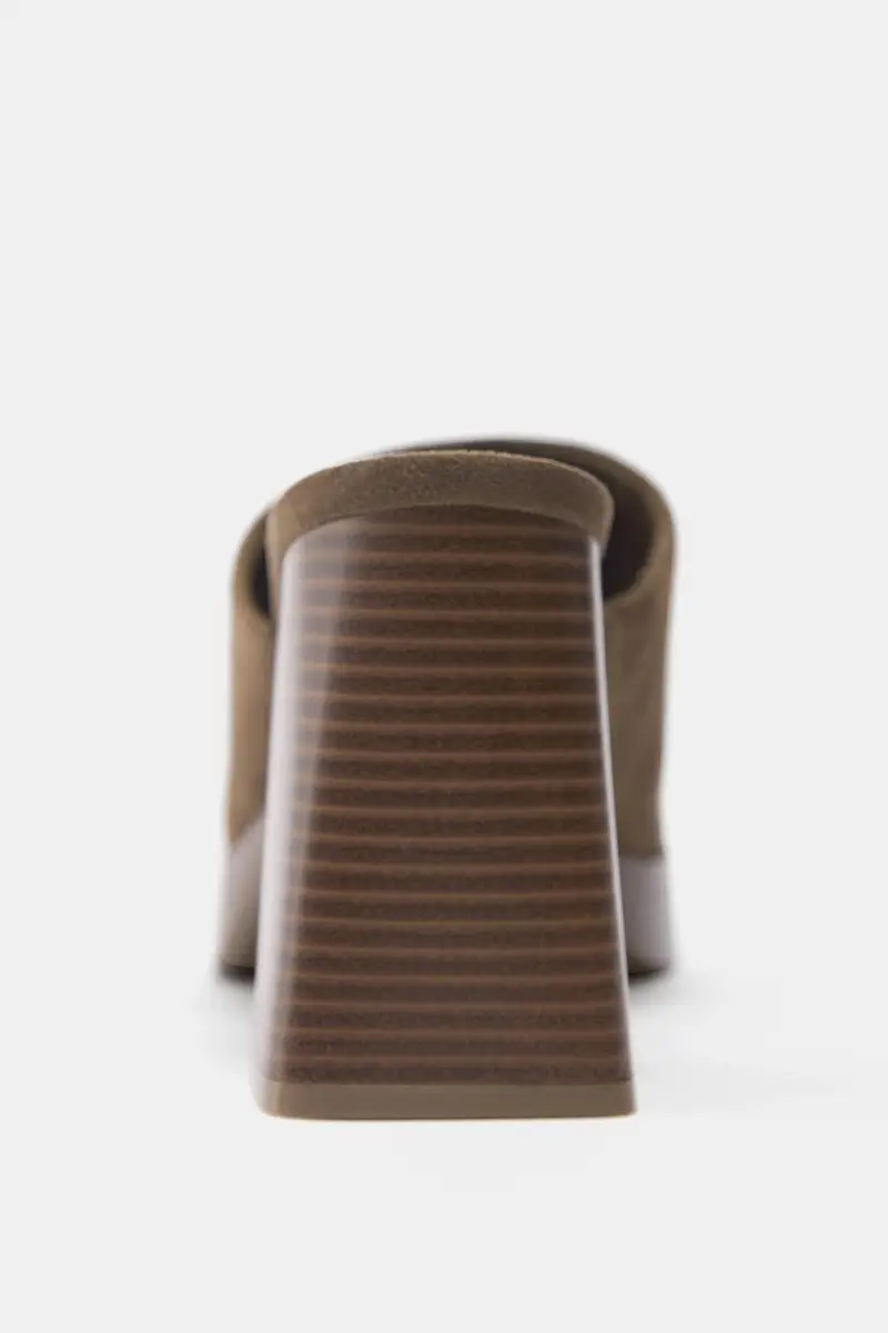 Zoccoli Con Tacco In Legno Kaki miniatura 3