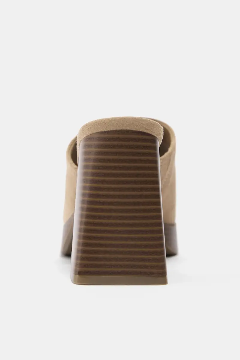 Zoccoli Con Tacco In Legno Marrone miniatura 3