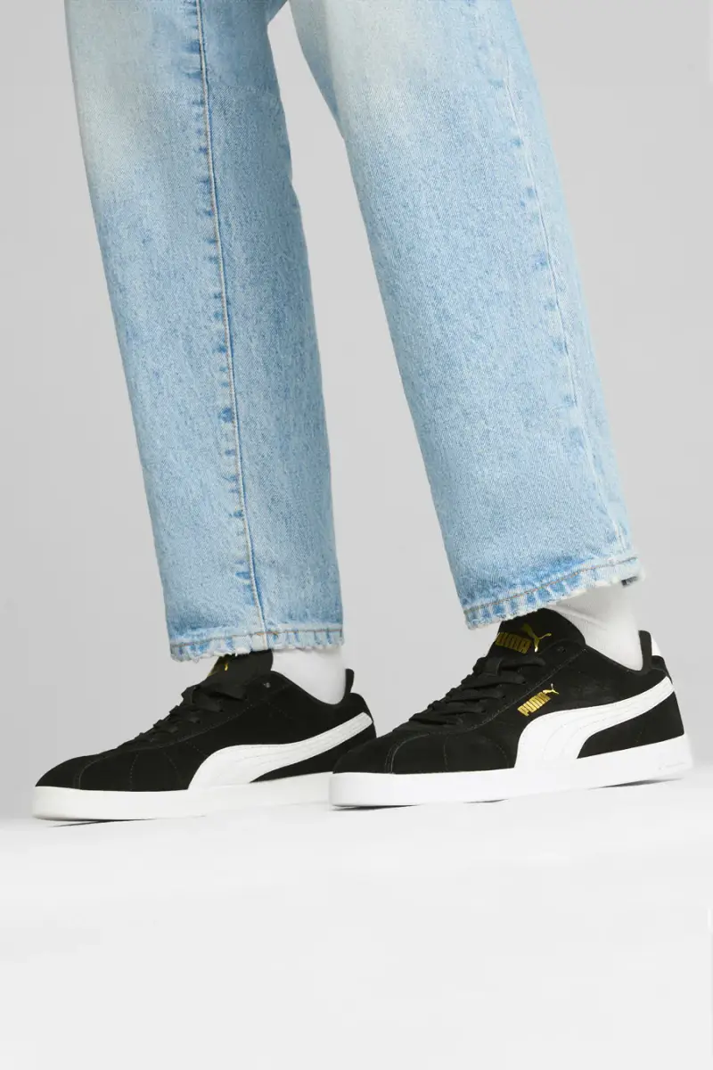 Sneakers nere in suede con logo oro Puma Club II [NERO