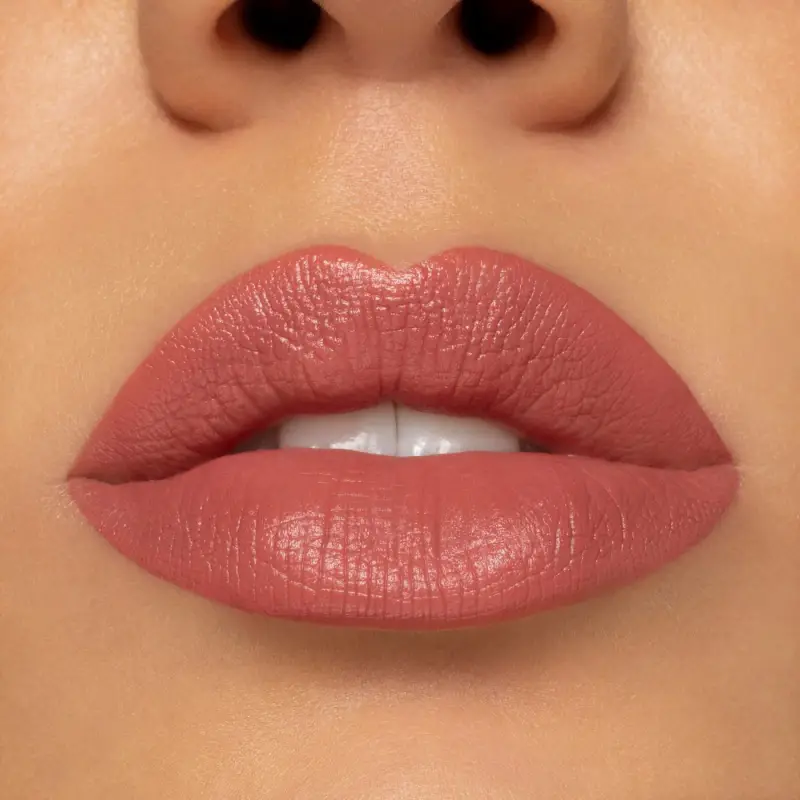 Labbra Lipstick Creamy-Matte 101 Rosa Nude - Rossetti miniatura 3