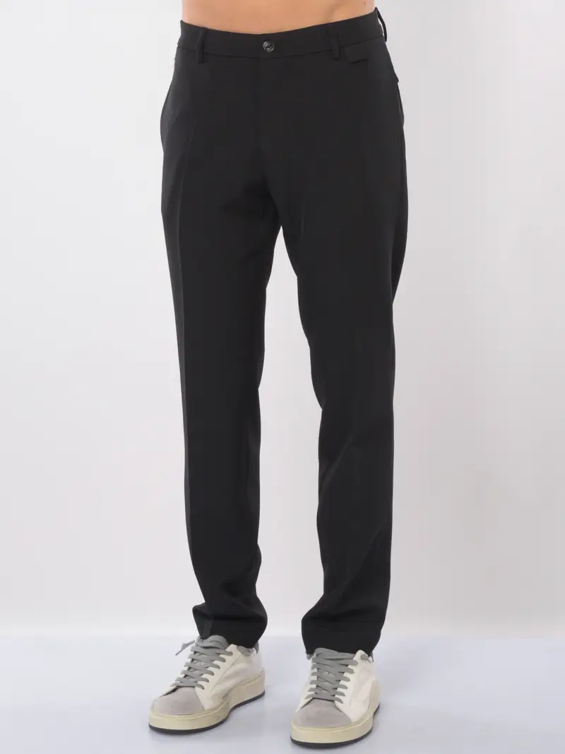 pantalone da uomo Qb24 chino in tessuto tecnico NERO