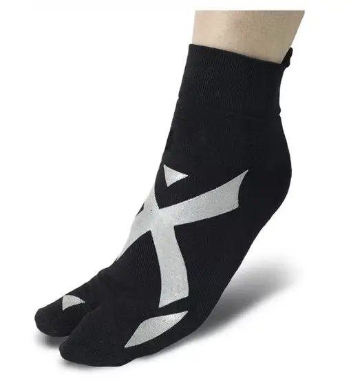 Pool One Finger - calzini corti - unisex Black