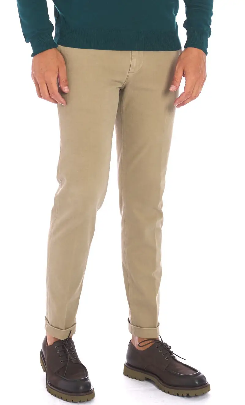 Pantalone chino re hash mucha operato in tencel, colore beige
