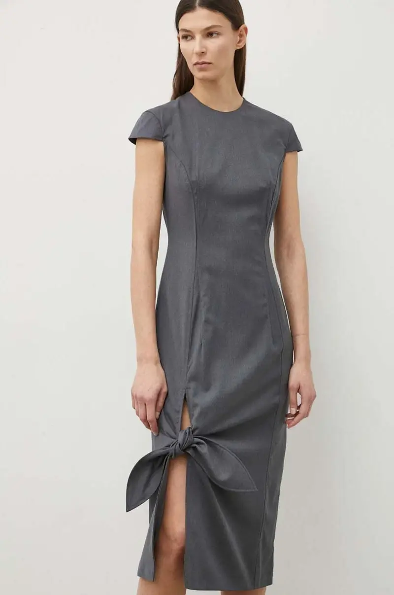 vestito con aggiunta di lana colore grigio