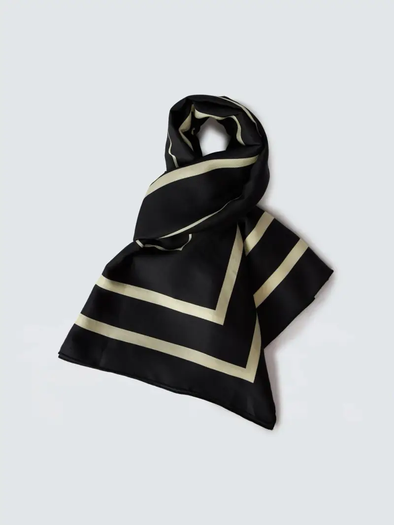 Bandana Con Lettering