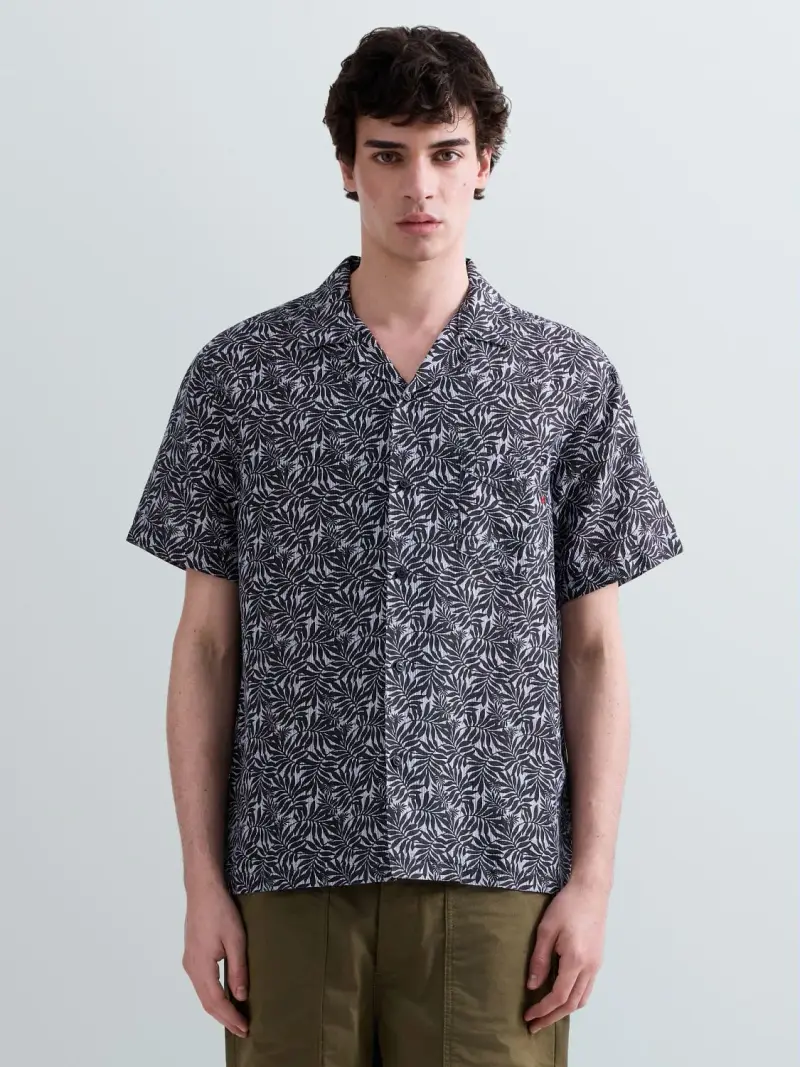 Camicia Relaxed Fit Con Stampa Foglie Blu Scuro