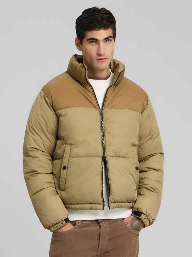 Giubbotto Imbottito Con Collo Alto Marrone