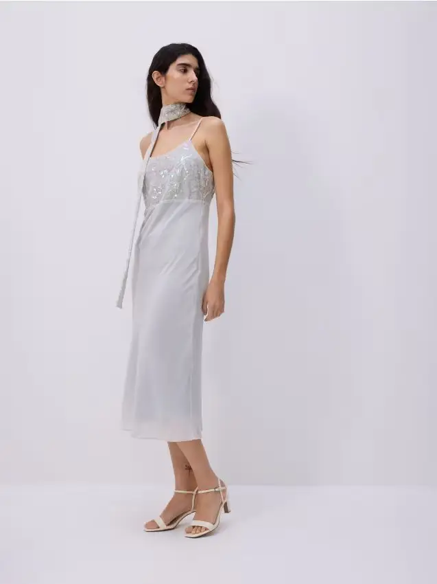 Abito con cintura decorativa - turchese pallido