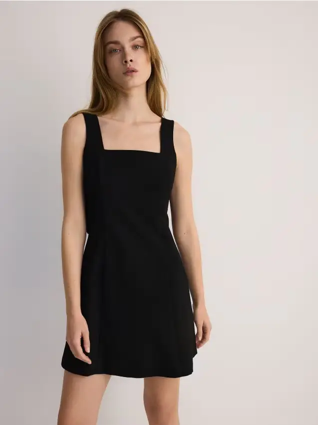 Abito con fiocco sulla schiena - nero