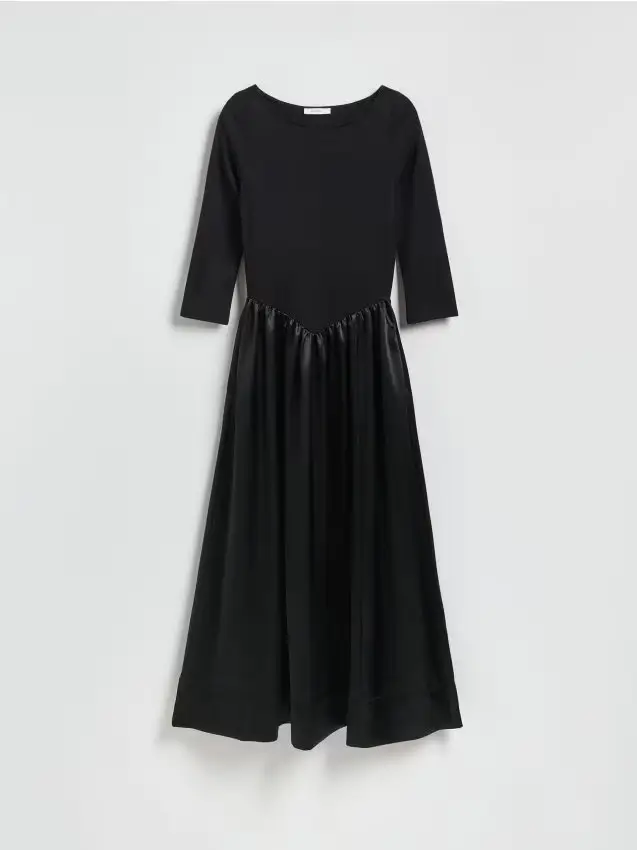 Abito con fondo decorativo - nero