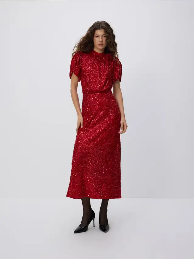 Abito di paillettes con maniche a sbuffo - rosso