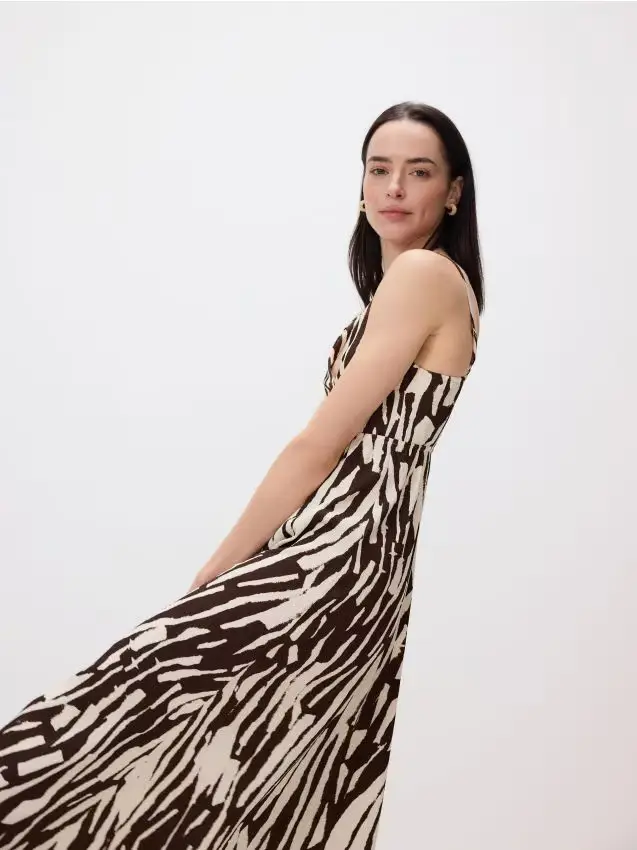 Abito fantasia - marrone