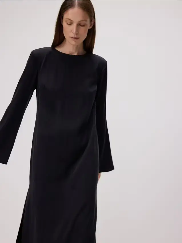 Abito maxi con spacco - nero