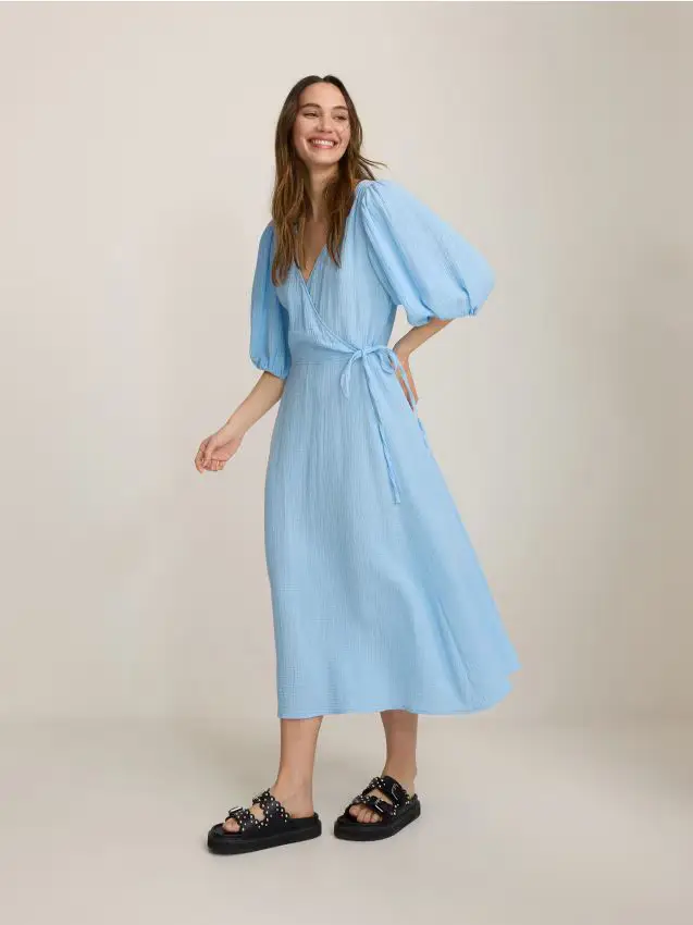 Abito midi in mussola - blu pallido