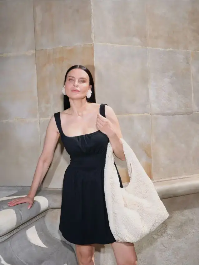 Abito mini increspato - nero