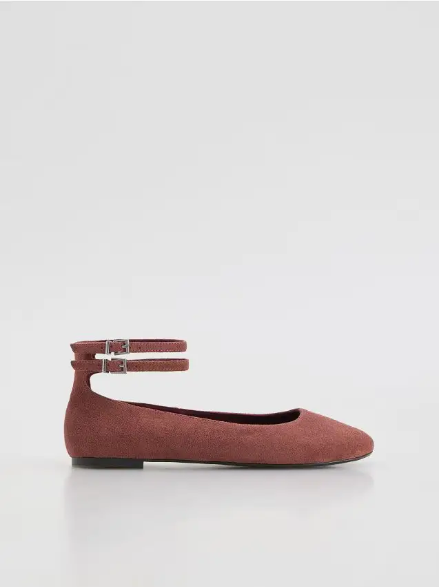 Ballerine con chiusura decorativa - rosa cipria