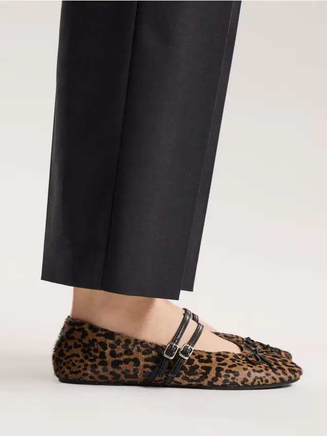 Ballerine in pelle con pelliccia - multicolore