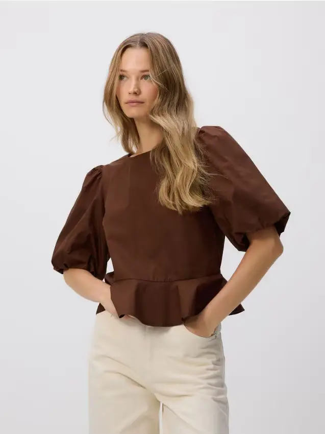 Blusa allacciata sulla schiena - marrone