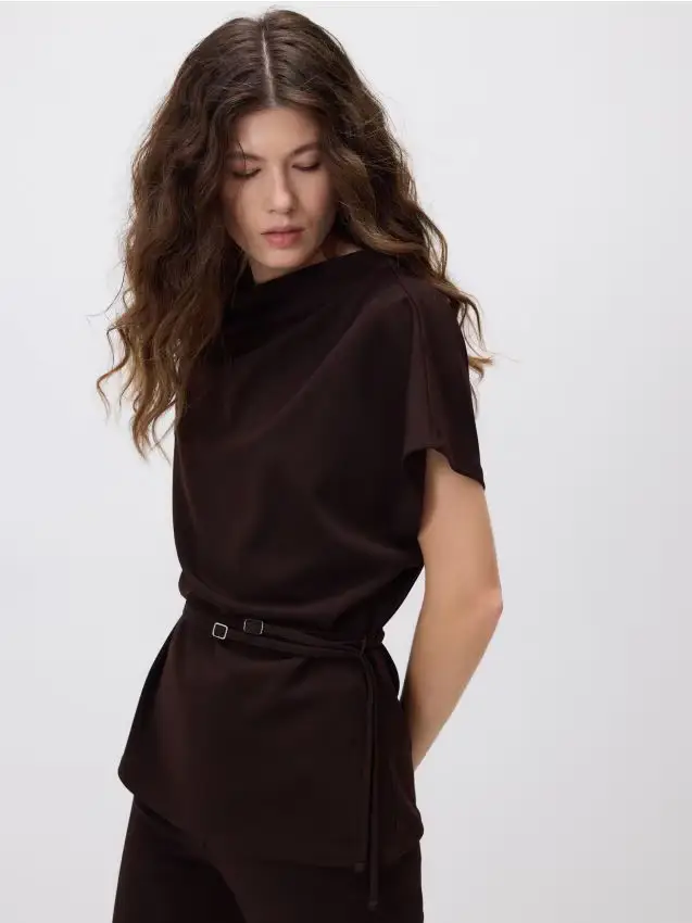 Blusa con cintura - marrone scuro
