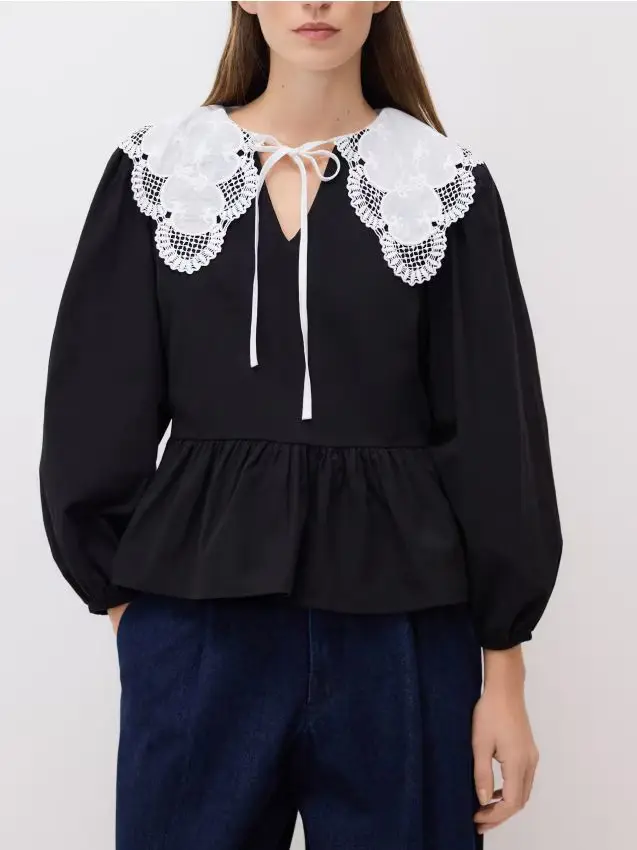Blusa con colletto in pizzo - nero