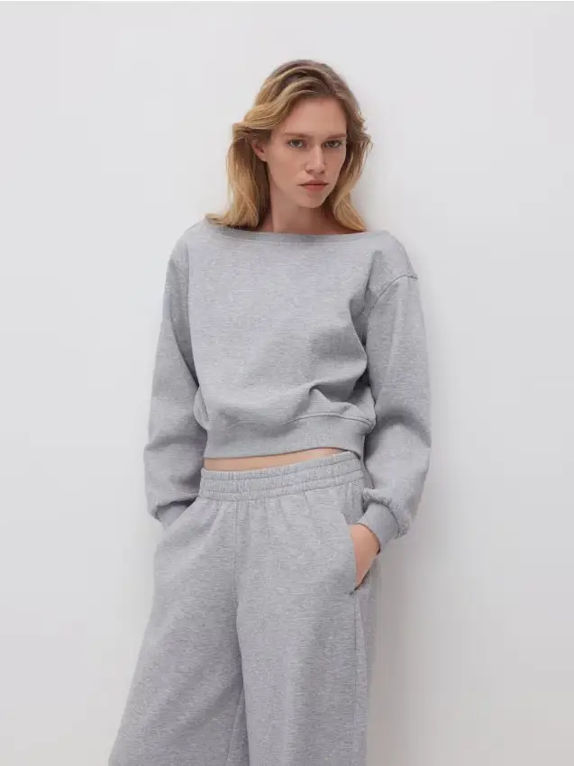 Blusa con spalle aperte - grigio chiaro