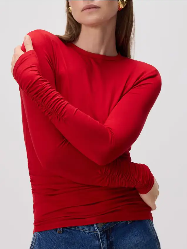 Blusa con spalline - rosso
