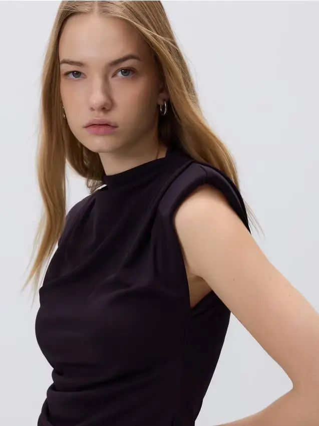 Blusa con spalline - viola scuro