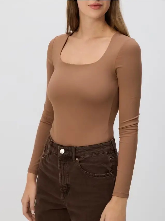 Body con scollo quadrato - marrone dorato