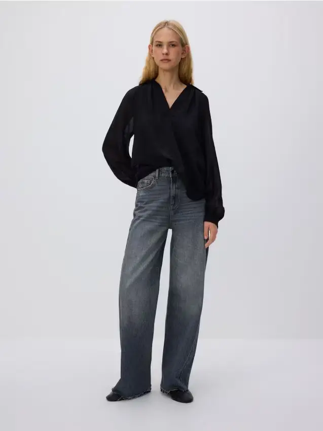 Camicetta in misto viscosa - nero