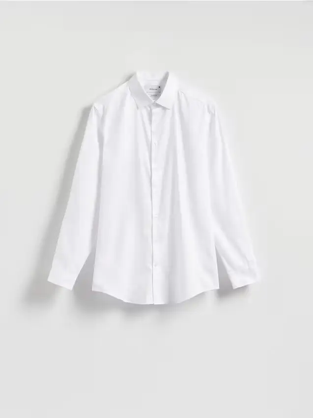 Camicia a taglio standard in misto cotone - bianco