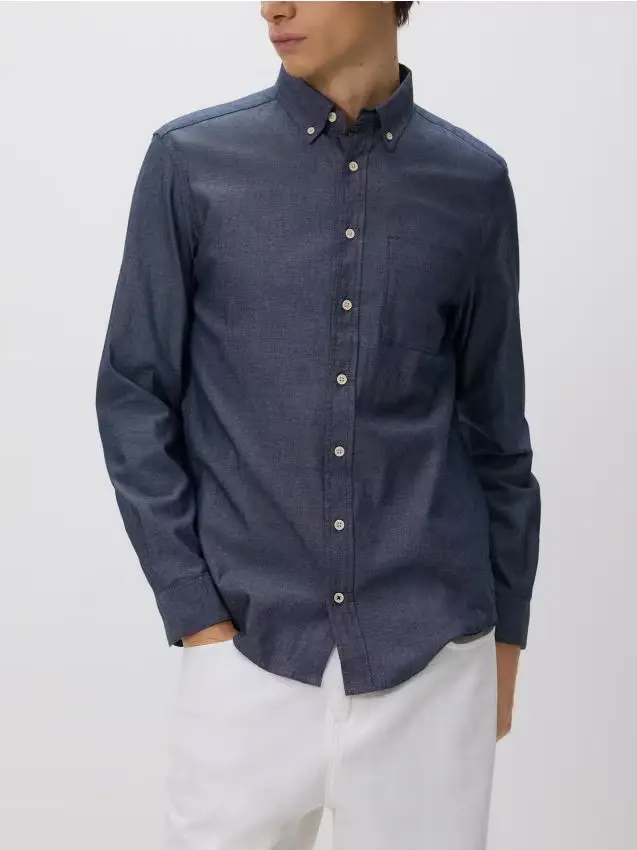 Camicia a taglio standard in misto cotone - blu scuro