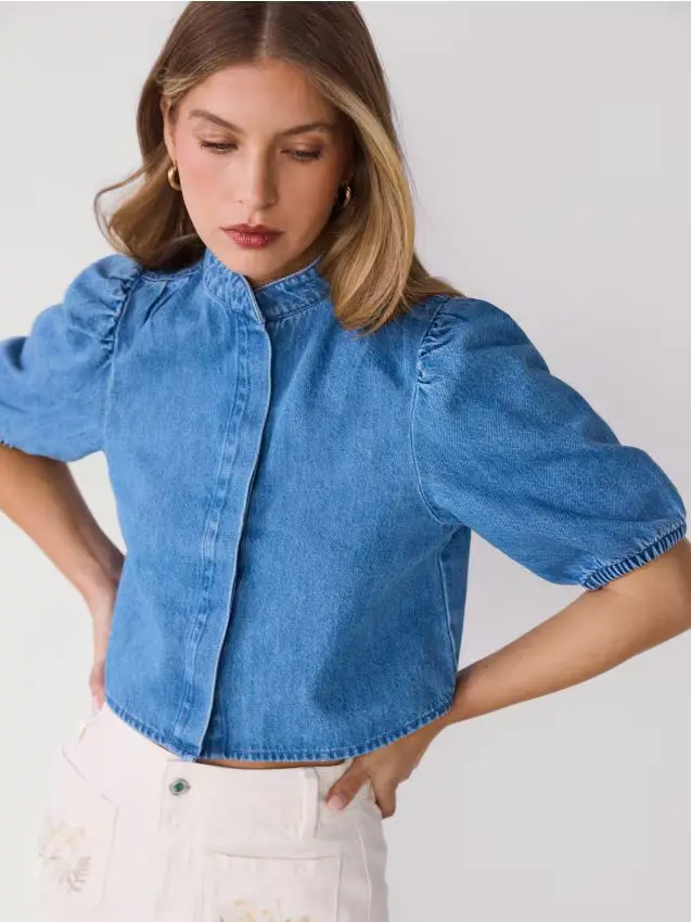 Camicia in denim con maniche a palloncino - blu